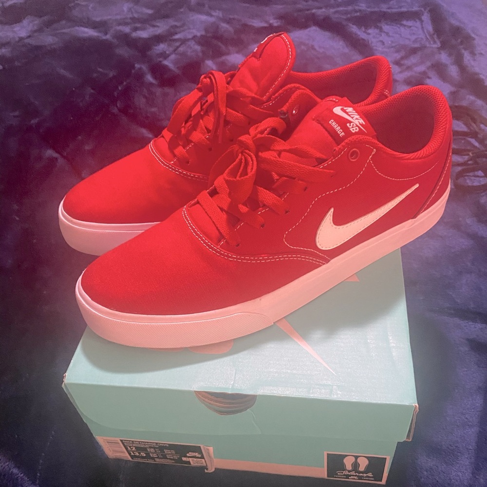 Nike SB Charge CNVS- Mens size 12